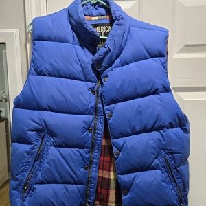 American Eagle Puffer Vest